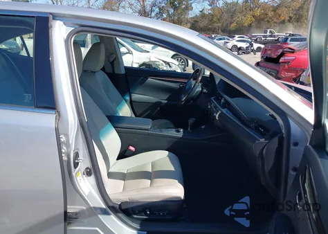 2013 Lexus Es 350 z USA, uszkodzony, nr VIN JTHBK1GG6D2031452